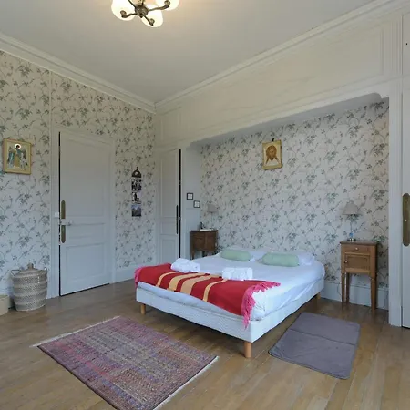 別荘 Manoir De La Valette - 8 Personnes ラヴァル